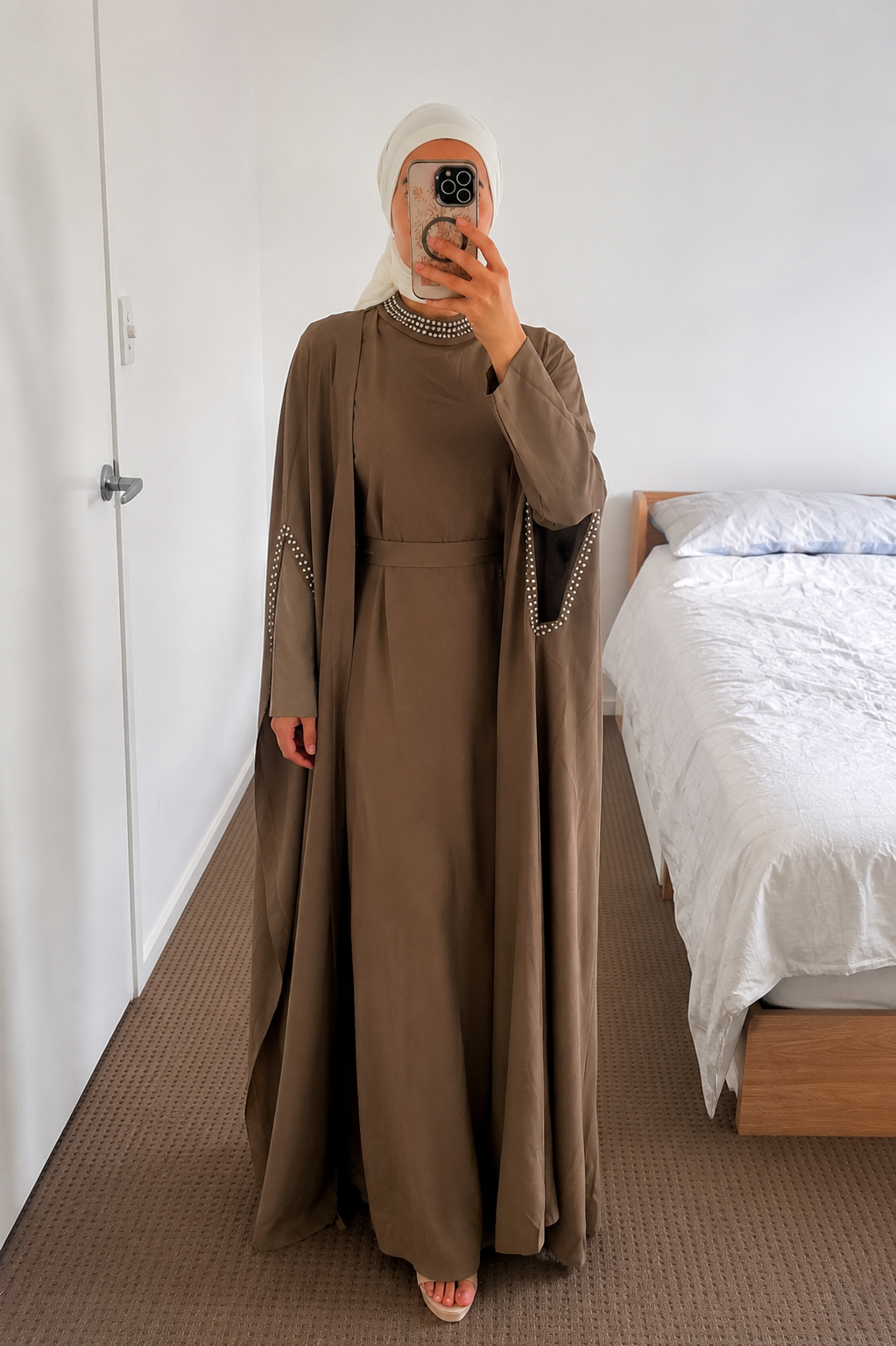 The Zahra Cape Set